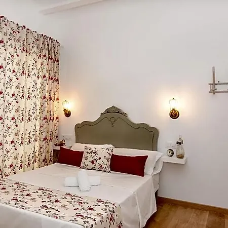 Palacio Boutique Anna